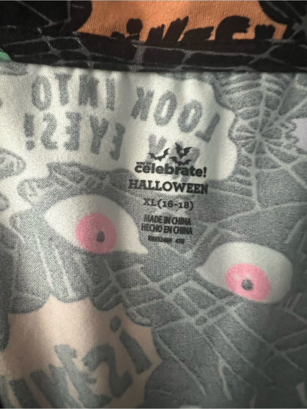 Women’s Halloween Print Pajama Set - Picture 2 of 5